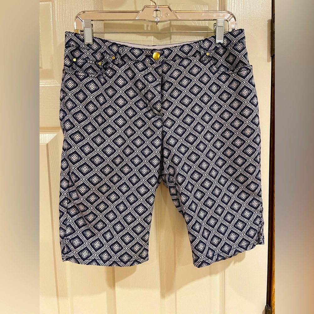 Ladies shorts